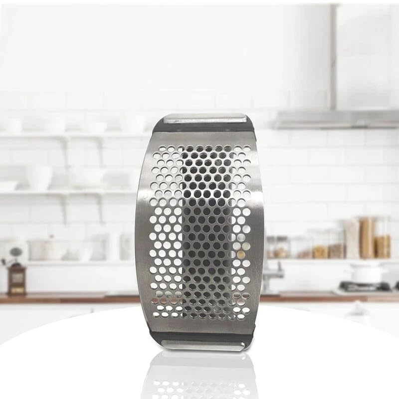 Stainless Steel Garlic Press Rocker with Ergonomic Handle, Manual Garlic Mincer Crusher, Easy to Clean Kitchen Tool